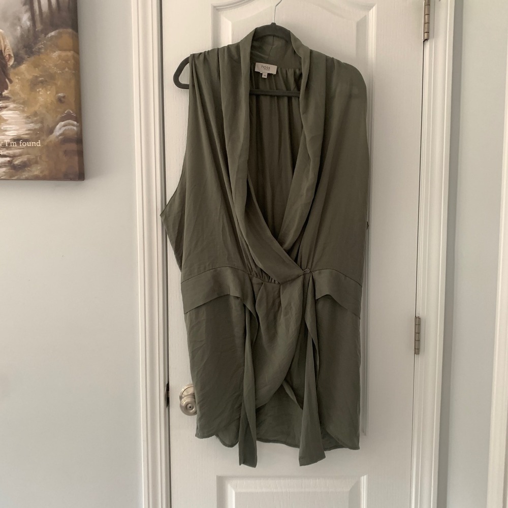 Hoss Intropia Aloe Green‎ Sleeveless Wrap Blouse Top Size 40 VES 7386.689